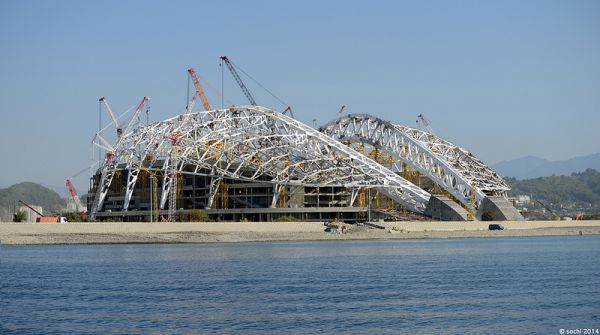 images-2012-10-Fisht_Olympic_Stadium_September_24_2012-600x335.jpg